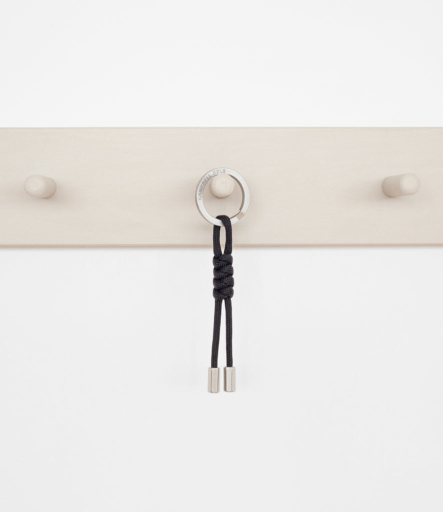 Simple Key Knot - Black | Sliver