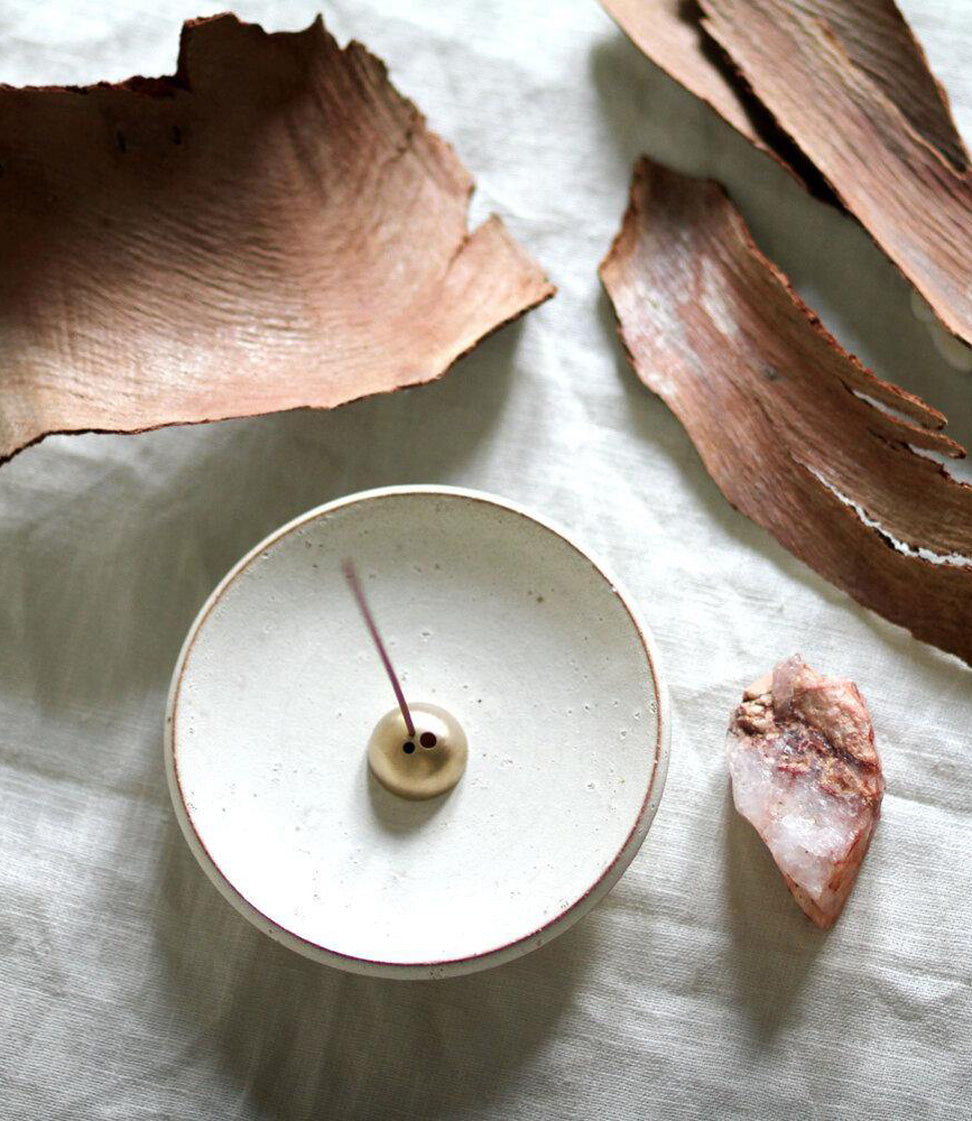 Ume - White Onyx Incense Dish