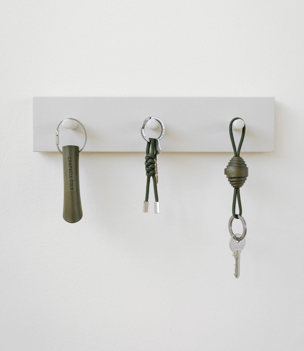 Simple Key Toggle - Khaki | Campbell Cole