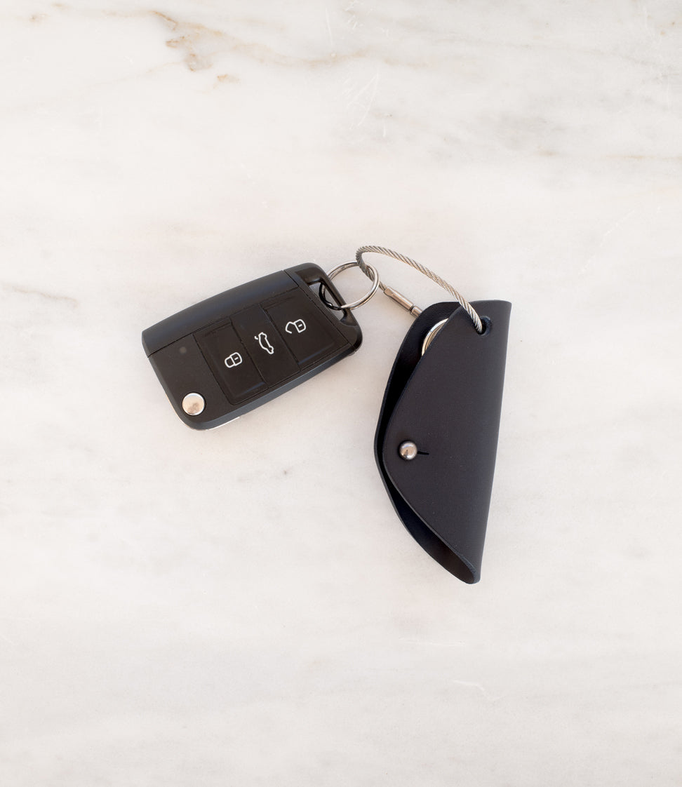 Simple Key Wrap - Navy | Campbell Cole